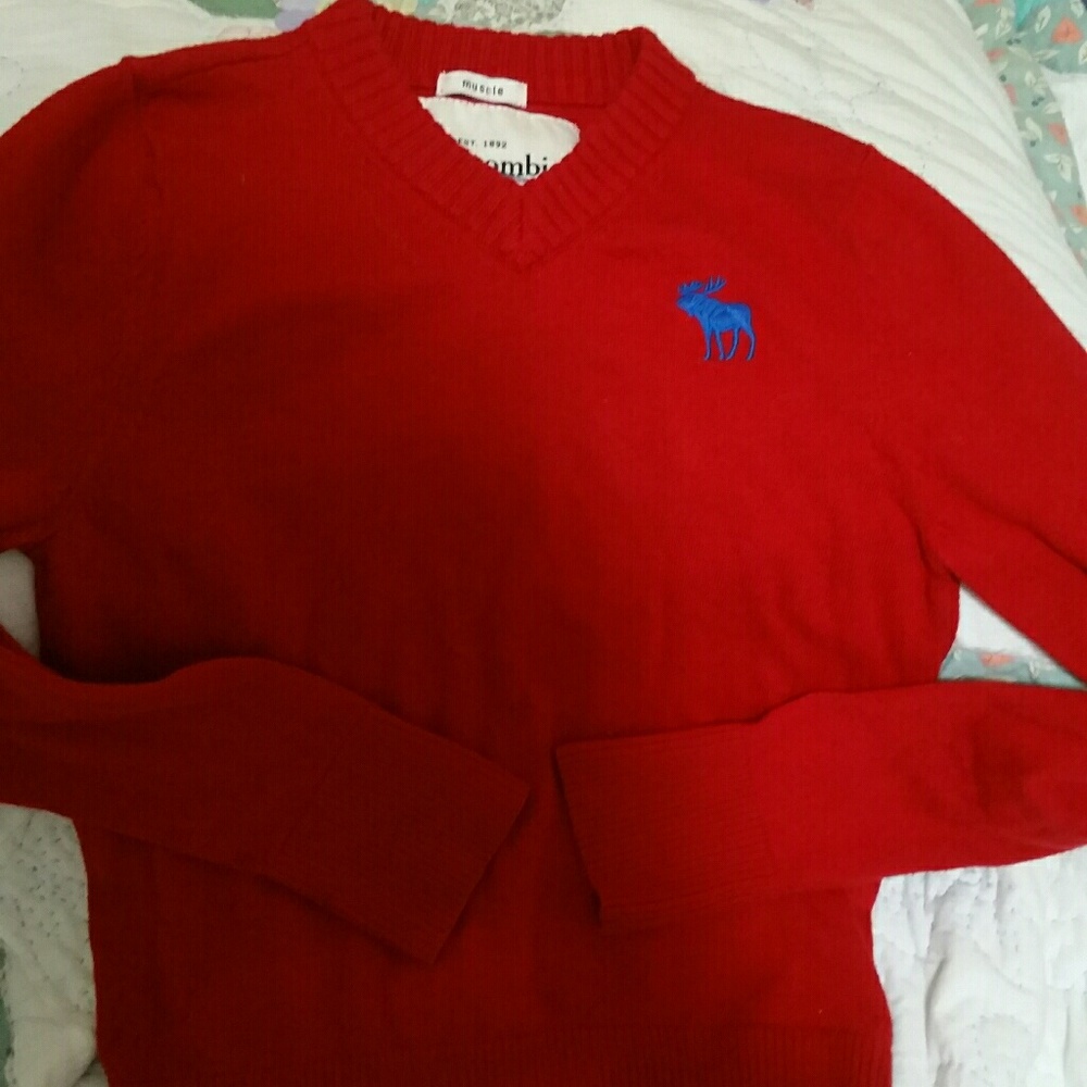 Abercrombie. Kids. M